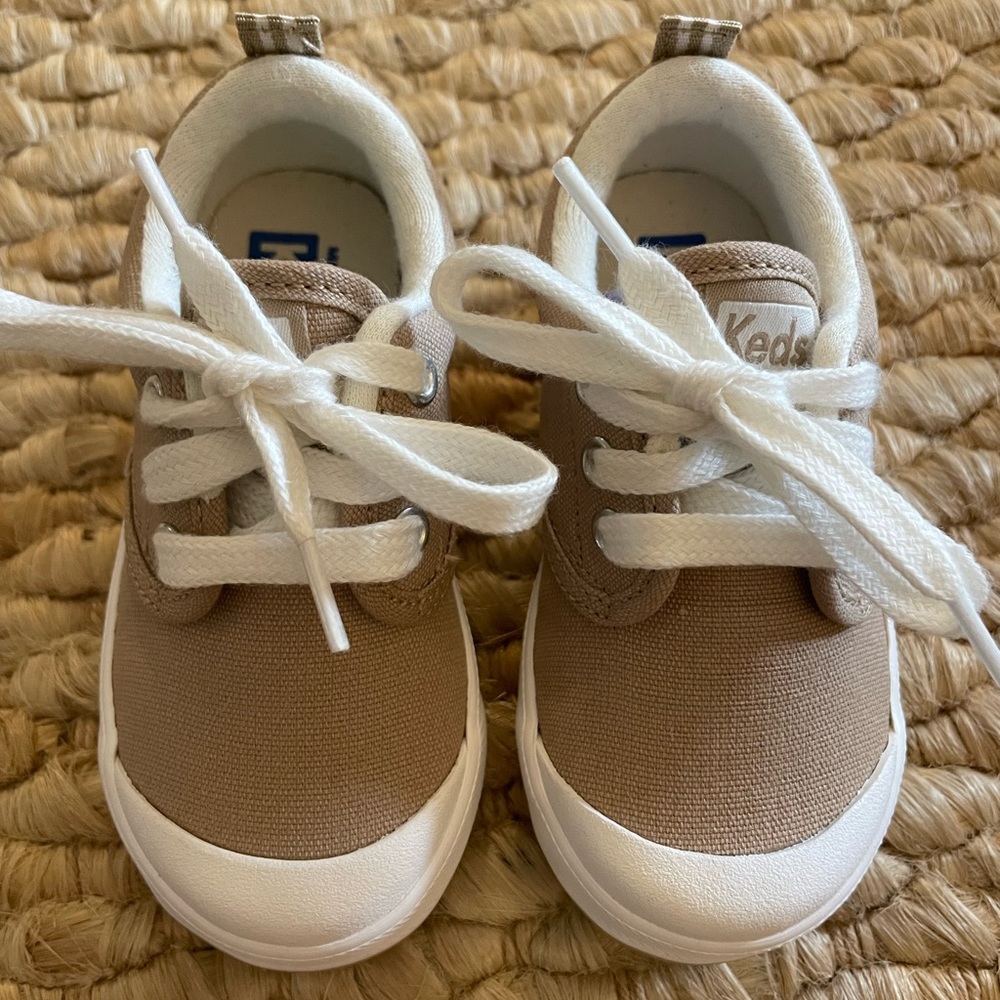 Keds - Picture 2 of 2